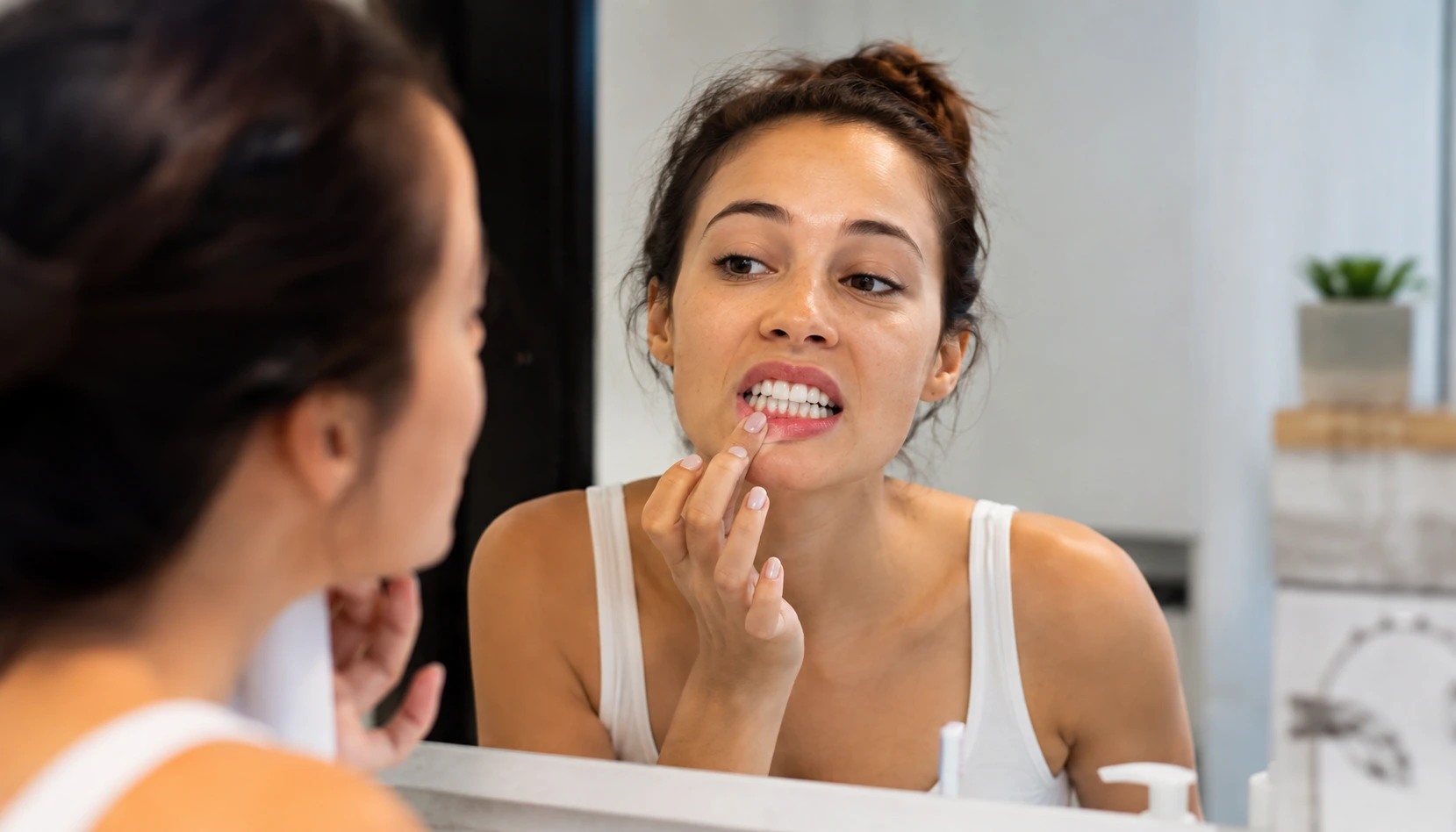 teeth whitening safety tips and advice for women 